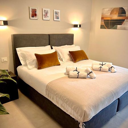 Lucentum Bed and Breakfast Prato  Exteriör bild